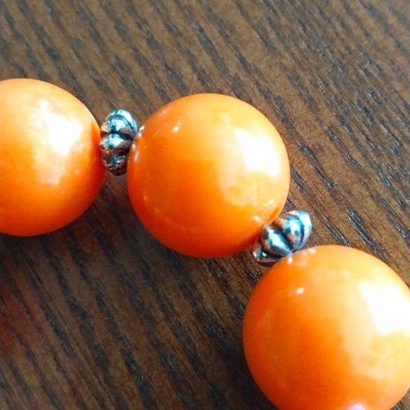 Large Orange Bead Bracelet - Picture 2 of 3